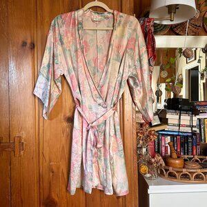 Vintage Victoria's Secret Gold Tag Silk Floral Robe (one size)